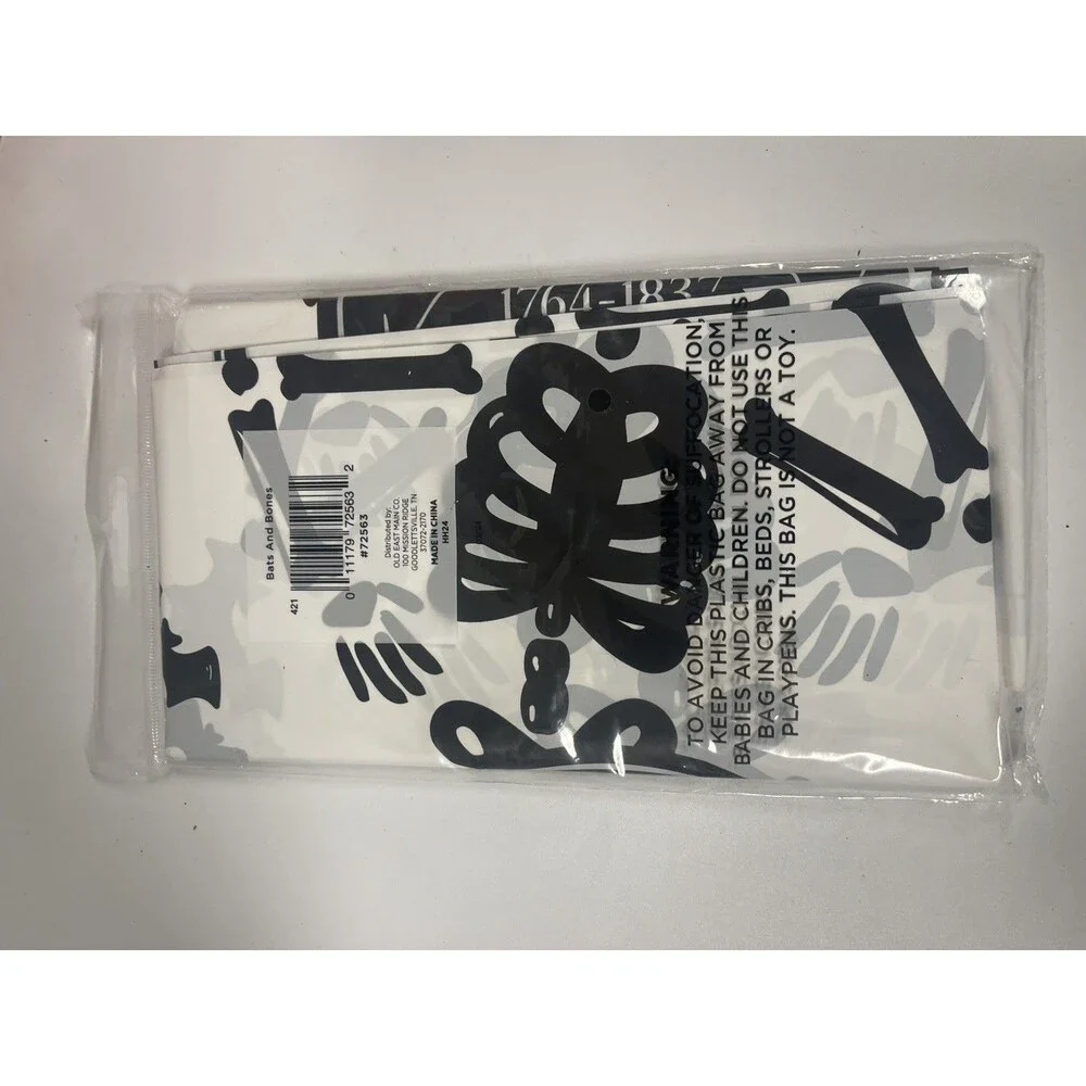 Halloween party supplies Plates, Cups, Napkins And decorations Party Of 8 #317